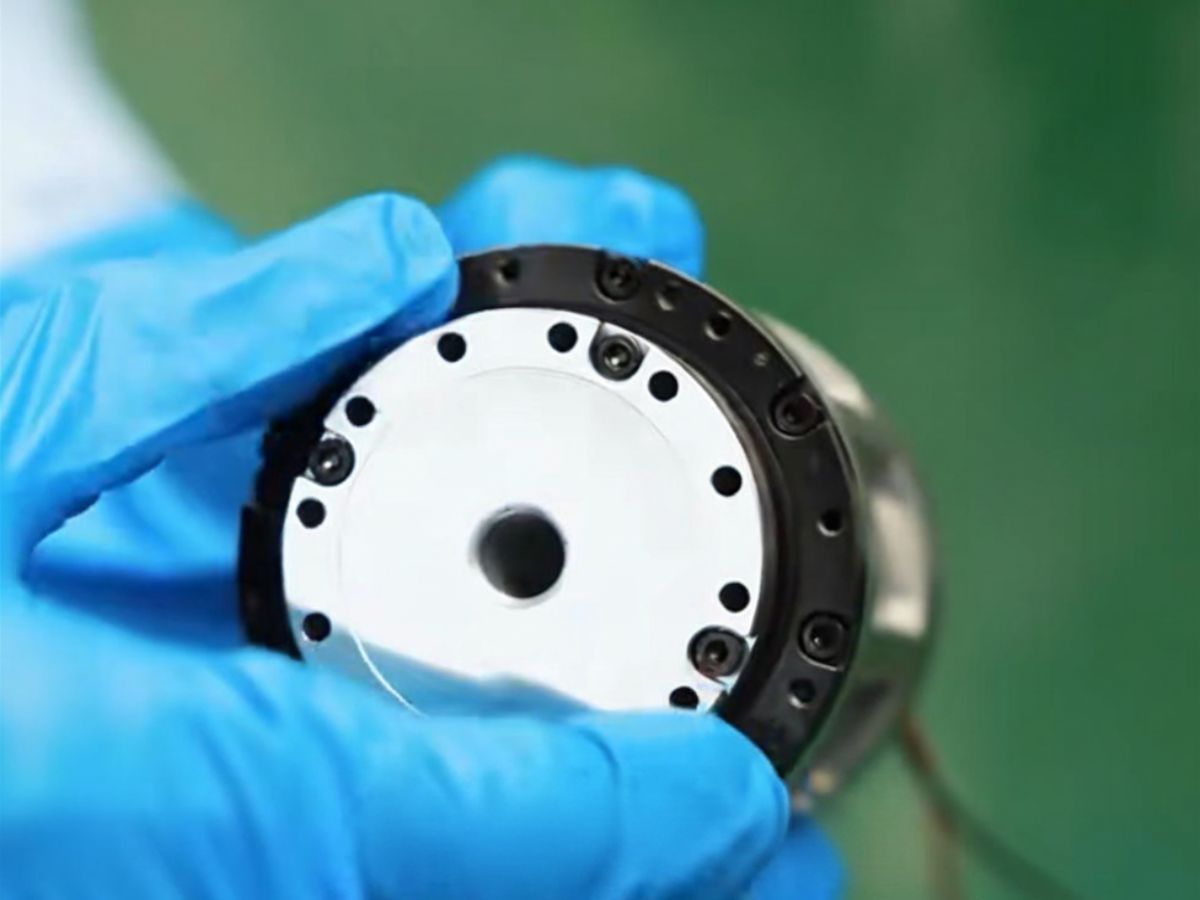 harmonic drive robot joint module