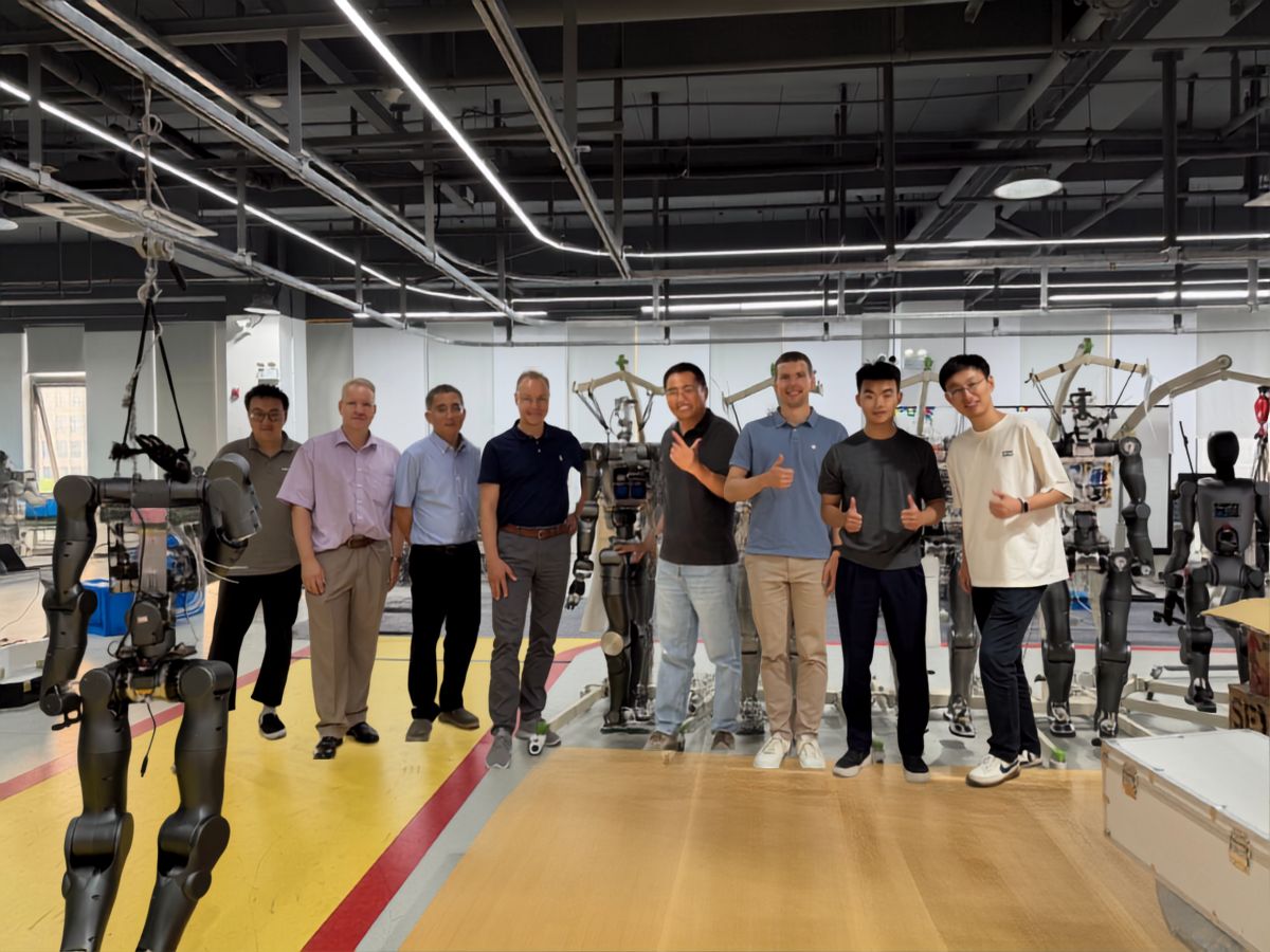 Besuch des Branchenführers der deutschen Motorenindustrie in der HONPINE-Fabrik für Robotergelenkantriebe in Shanghai zur Erkundung strategischer Kooperation