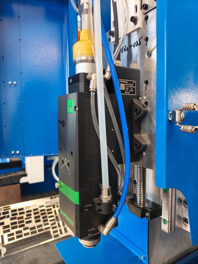 Máquina de corte a laser de fibra (8)