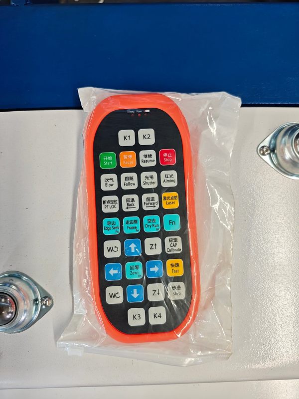 Máquina de corte a laser de fibra (13)