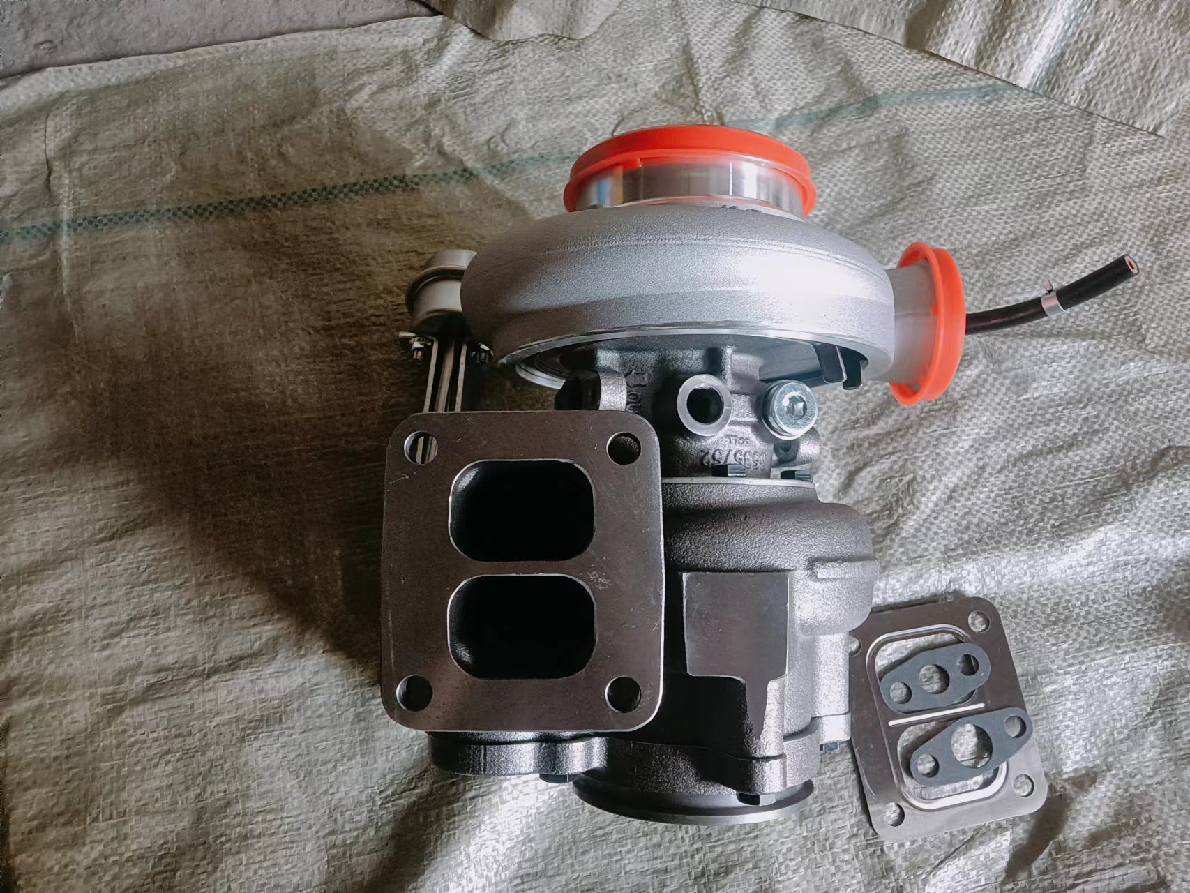 VG1540110096 Turbocompressor