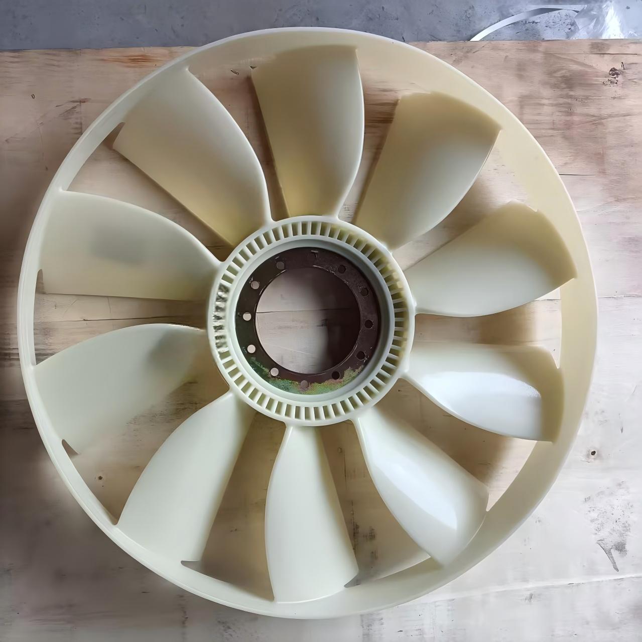 Pá do ventilador HOWO branca 612600060446 conjunto de ventilador de arrefecimento de motor para serviço pesado para caminhão SINOTRUK HOWO