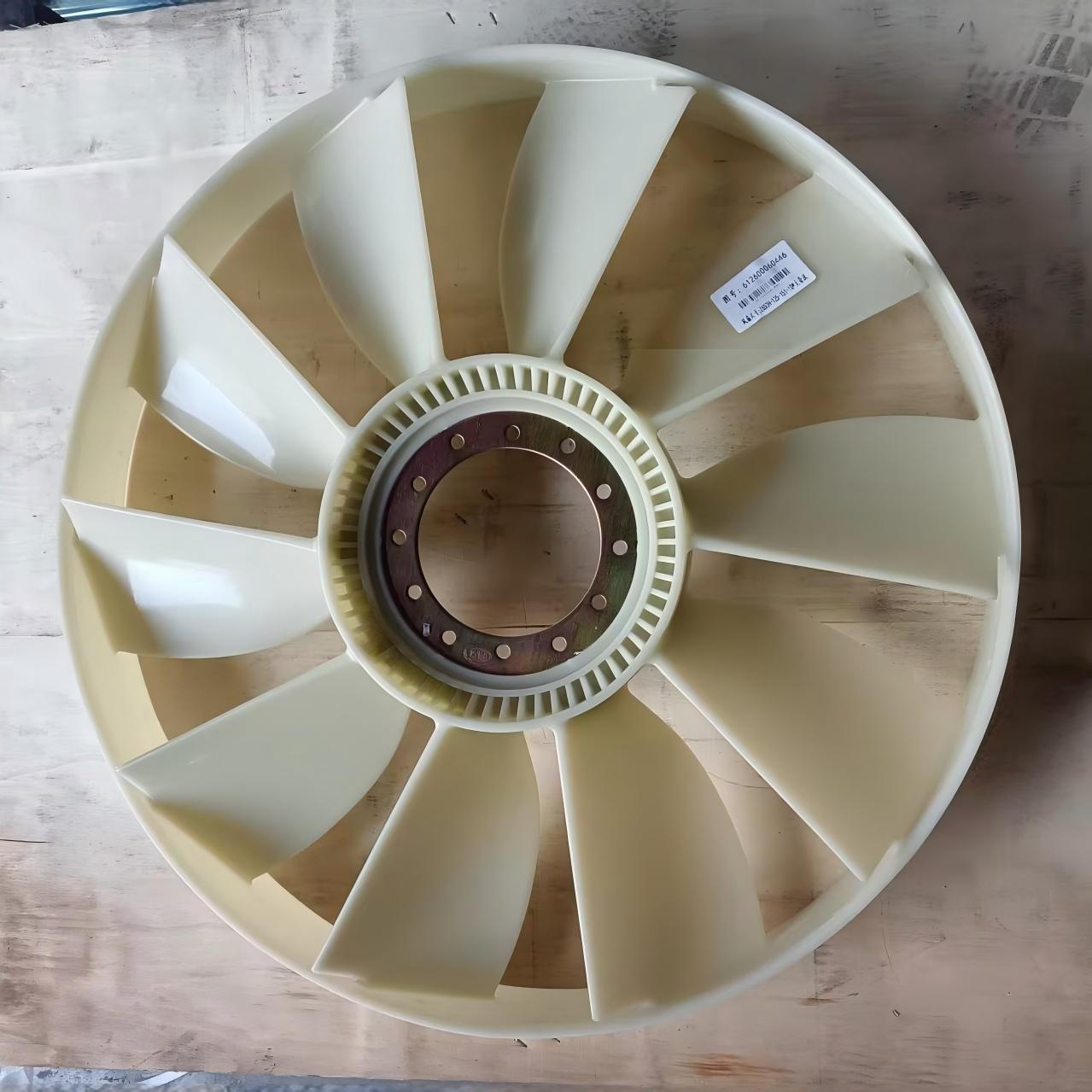 Pá do ventilador HOWO branca 612600060446 conjunto de ventilador de arrefecimento de motor para serviço pesado para caminhão SINOTRUK HOWO