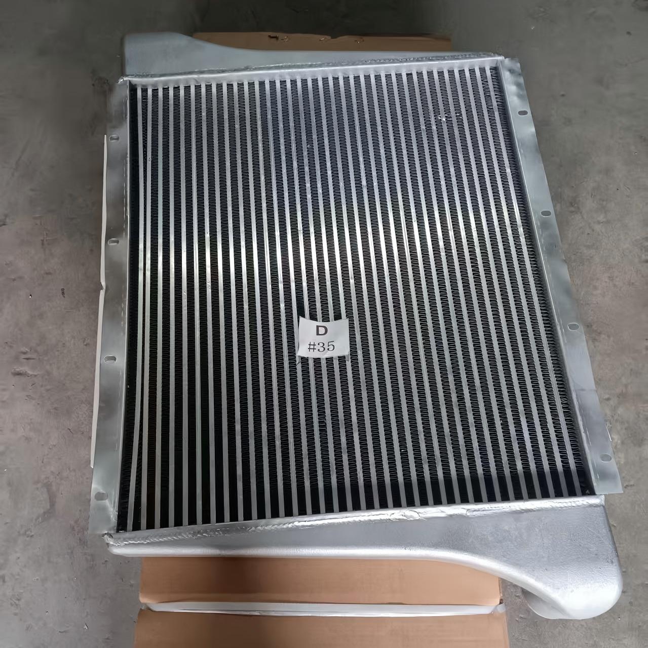 Intercooler WG9719530250 (0250) resfriador de ar de admissão para serviço pesado para sistema de arrefecimento do motor SINOTRUK HOWO