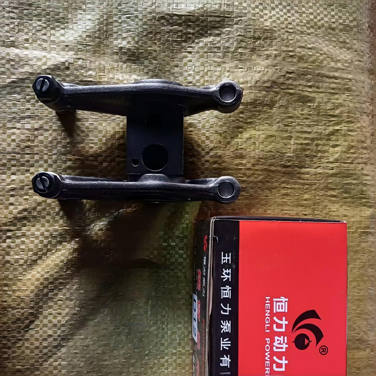 Conjunto de balancim do motor D12 Rock Arm para motor diesel pesado SINOTRUK D12