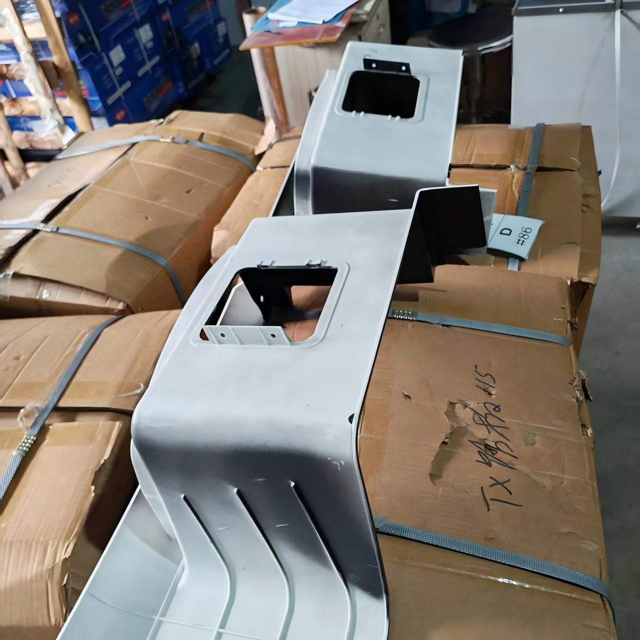Degrau inferior TX380 R pintado WG1664248116 para caminhão pesado TX380