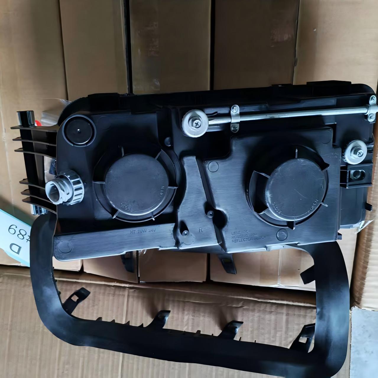 Conjunto de farol TX R (lado direito) para caminhão pesado da Série TX