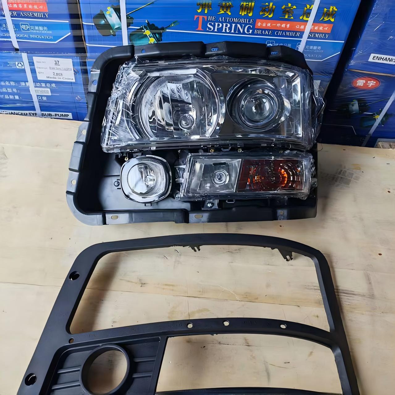 Conjunto do farol L (lado esquerdo) Shacman para caminhão pesado Shacman F2000 / F3000
