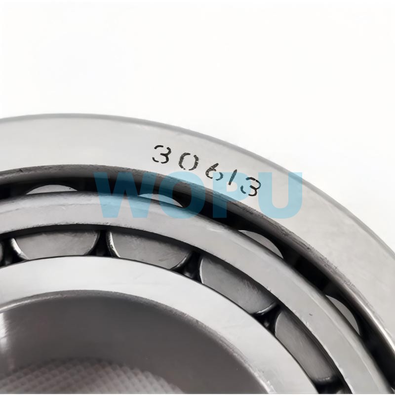 Rolamento do cubo da roda dianteira 30613 / 30613B / 7713 para peças de reposição de caminhões SINOTRUK HOWO e FAW Jiefang