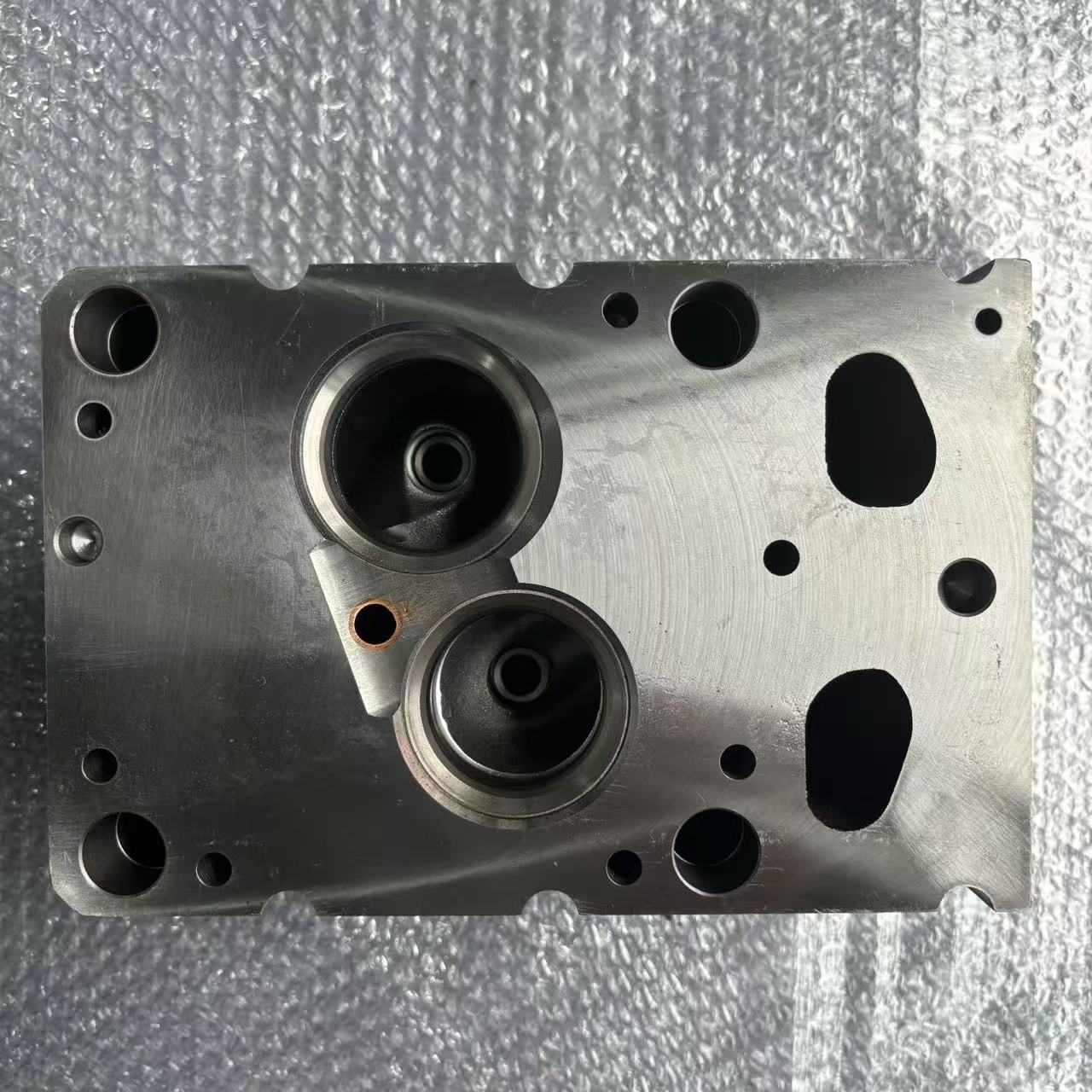 Cabeçote do motor 61560040068 Euro II de duas válvulas para peças de motor diesel WD615 HOWO STR