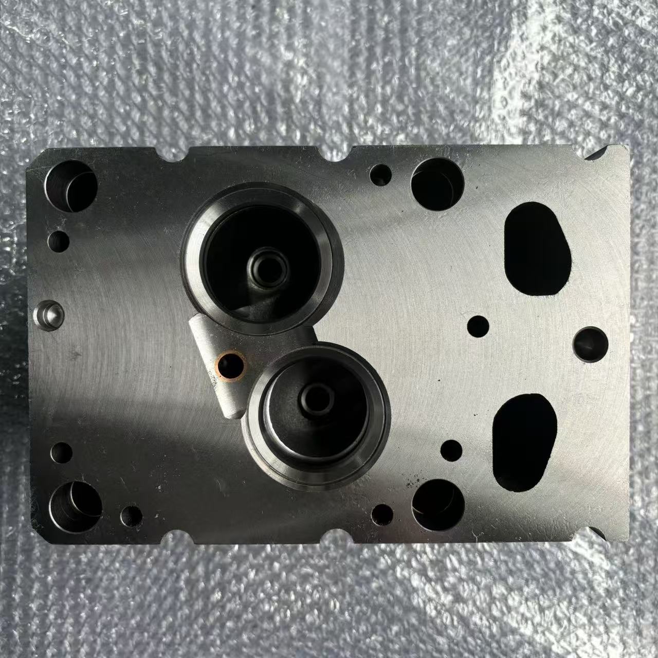 Cabeçote do motor 61560040058 Euro II de duas válvulas para peças de motor diesel WD615 HOWO STR