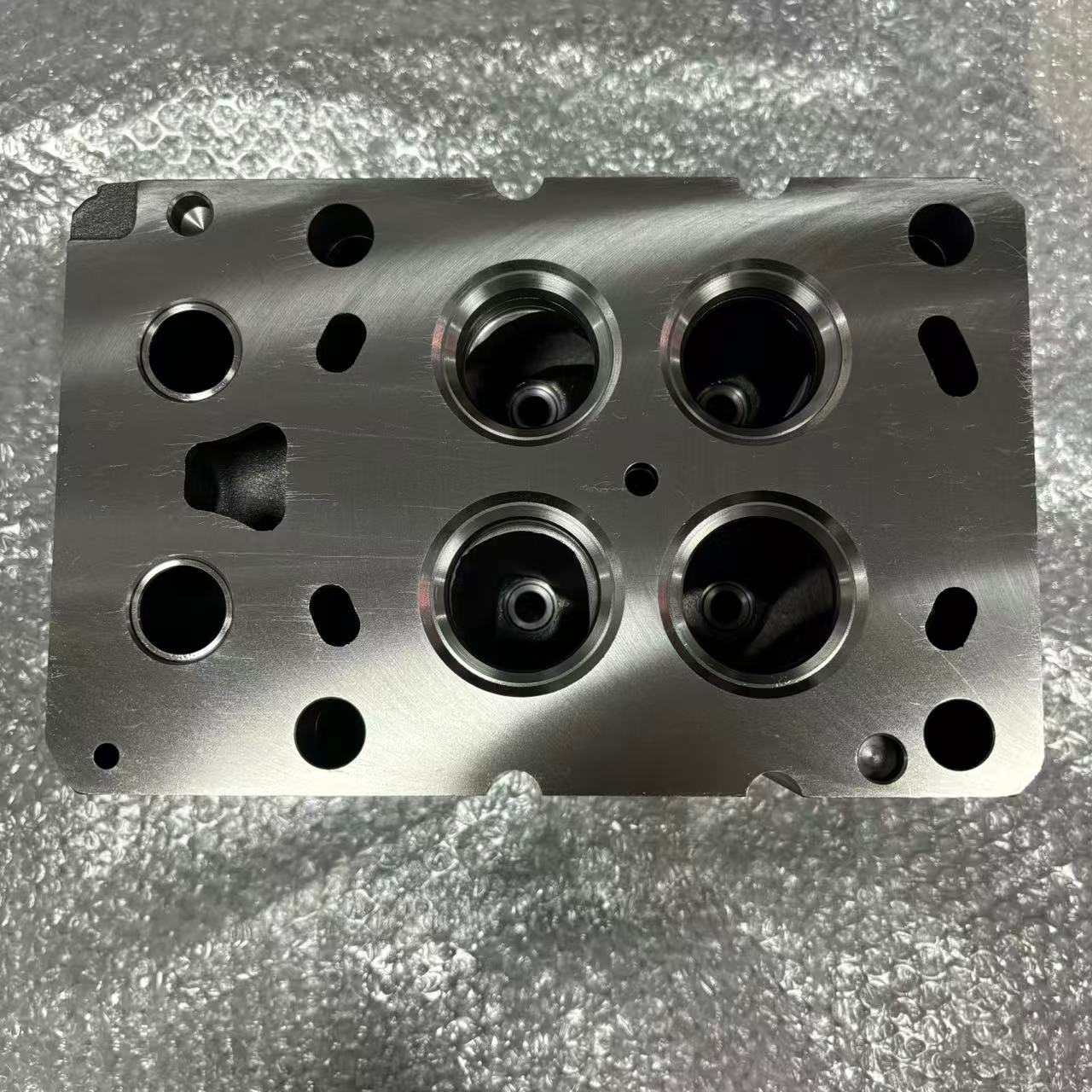 Cabeçote do motor 612630040246 P12 para peças de motor diesel de caminhões pesados
