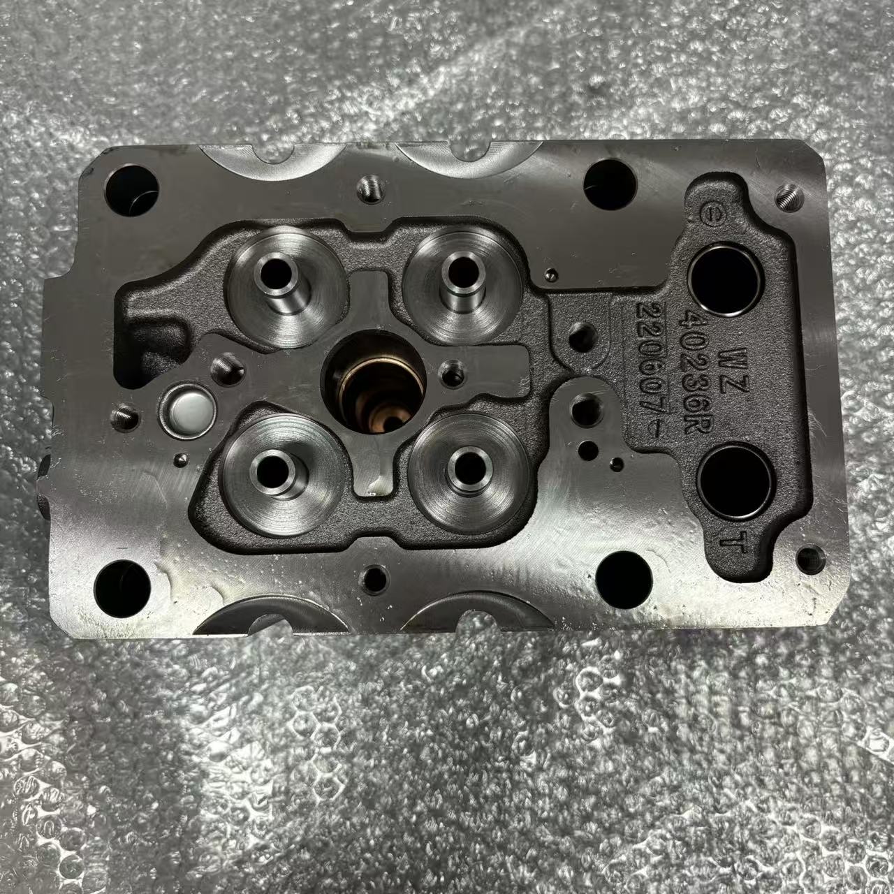 Cabeçote de cilindro 1007877683 P12, tipo para exportação, para motor a diesel de caminhão pesado