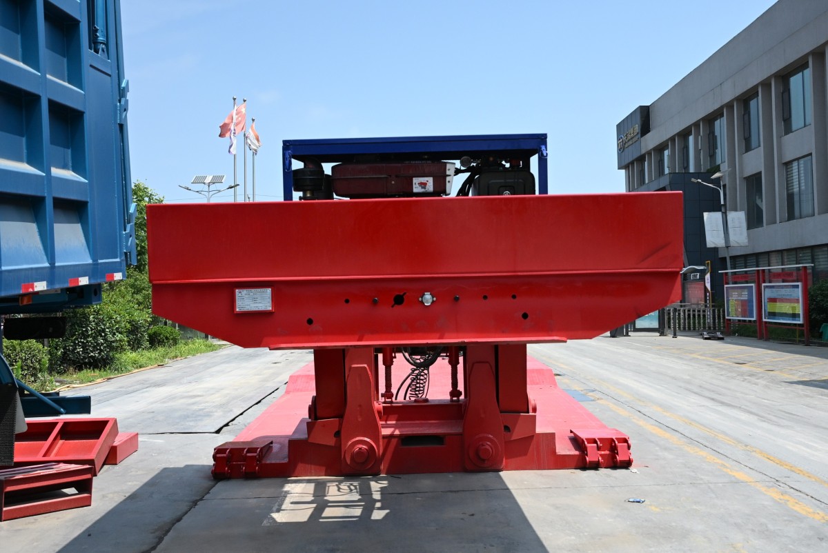 Frontseitiges dieselbetriebenes Hydraulikaggregat