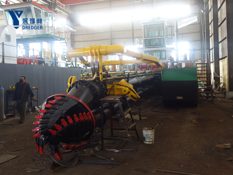 Draga de Sucção com Cortador YLCSD300