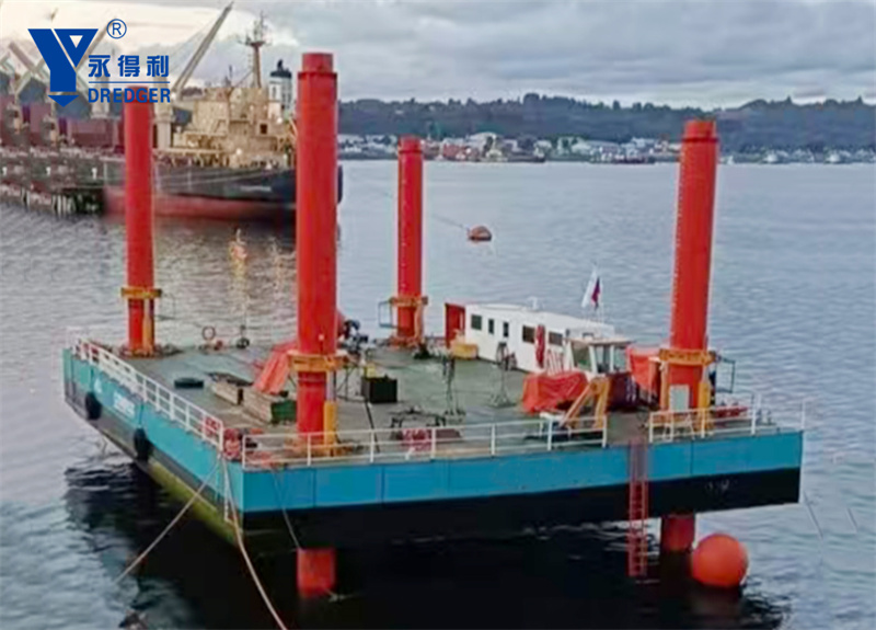 Barge autoelevante