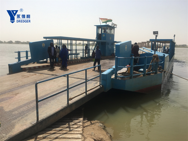 Flachdeck-Barge