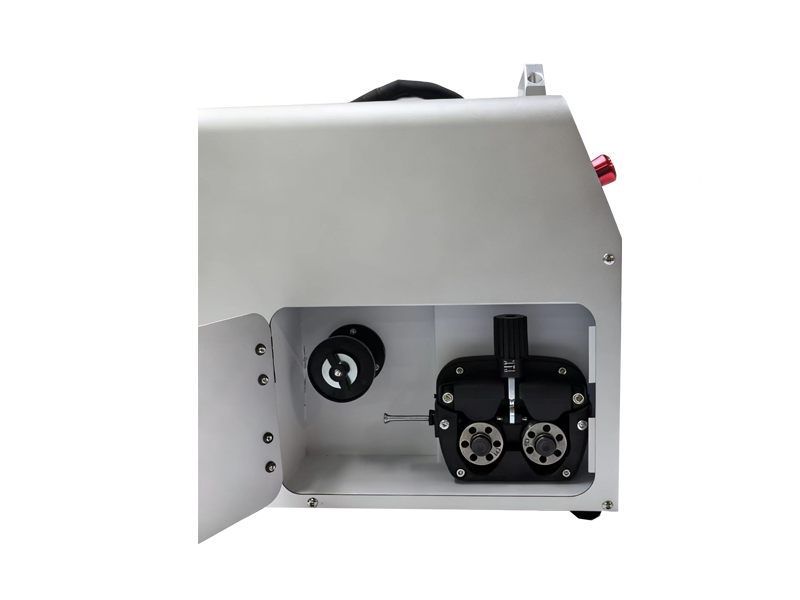 Máquina de solda a laser portátil 4 em 1 refrigerada a ar