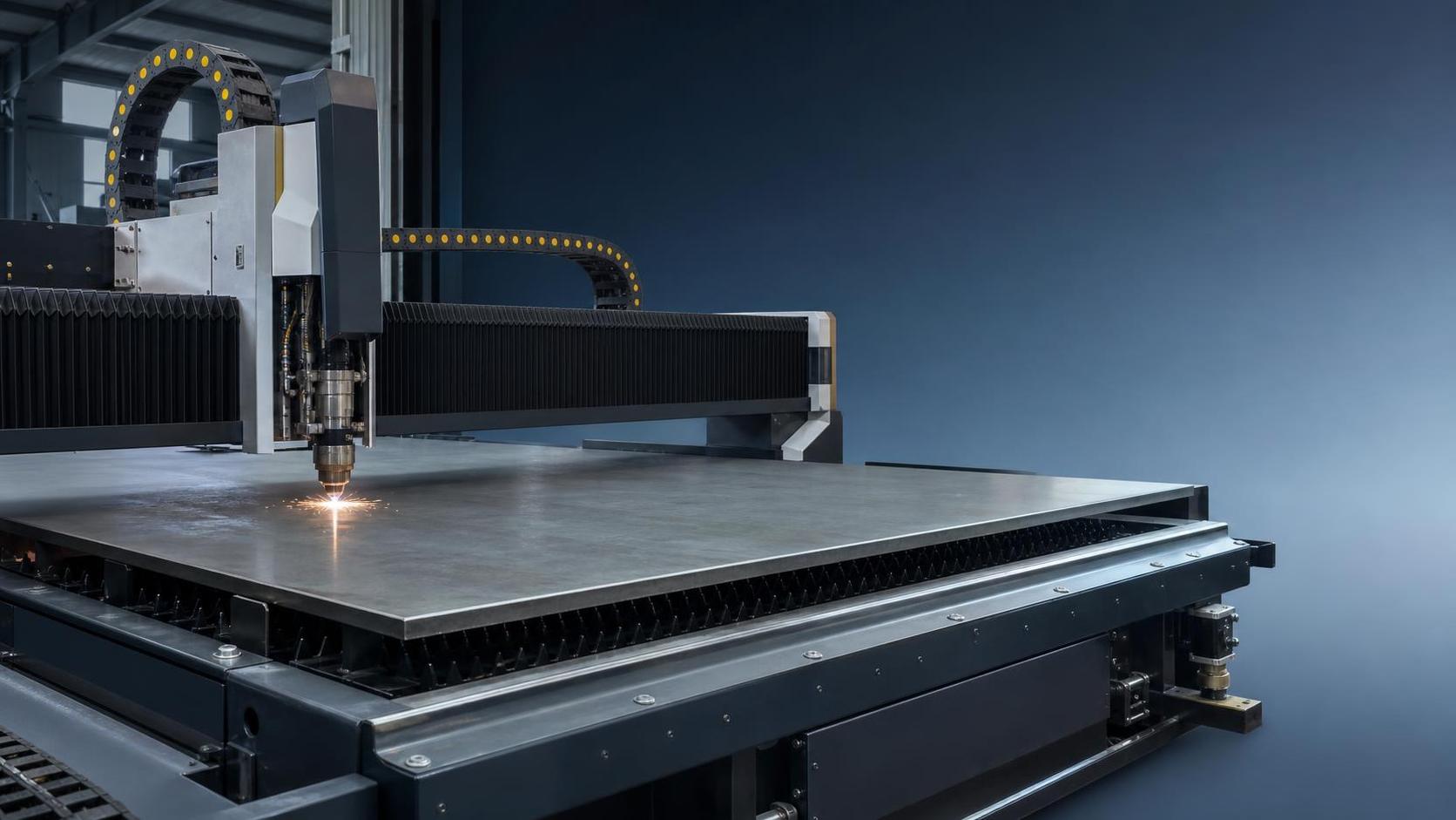 Fatores a considerar na compra de uma cortadora a laser de grande formato para painéis de tamanho completo e cargas de trabalho pesadas Fatores a considerar na compra de uma cortadora a laser de grande formato para painéis de tamanho completo e cargas de trabalho pesadas