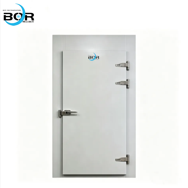 Porta com dobradiça semi-embutida 
