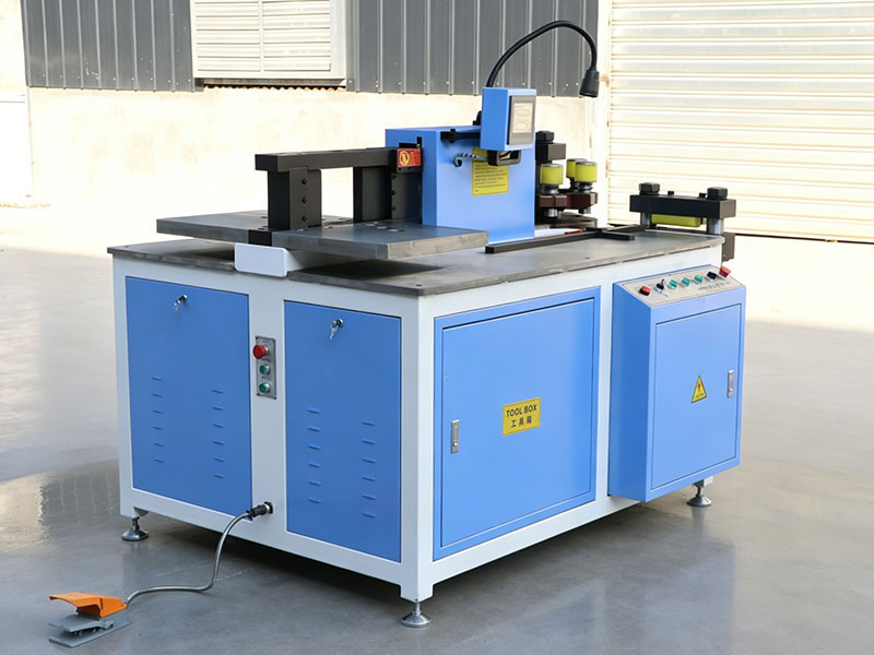 DXJ-30CN Machine de pliage de barres omnibus CNC DXJ-30CN Machine de pliage de barres omnibus CNC
