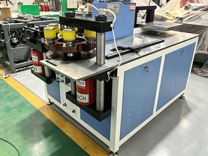 DXJ-30CN Machine de pliage de barres omnibus CNC