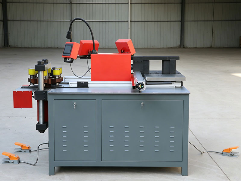 DXJ-30CN PRO Machine de busbar CNC