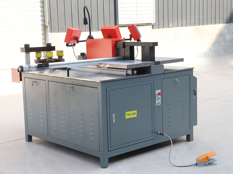 DXJ-30CN PRO Machine de busbar CNC