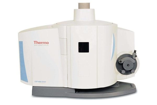 Espectrômetro de Emissão Óptica com Plasma Indutivamente Acoplado para Detecção de Íons Metálicos em PPM
