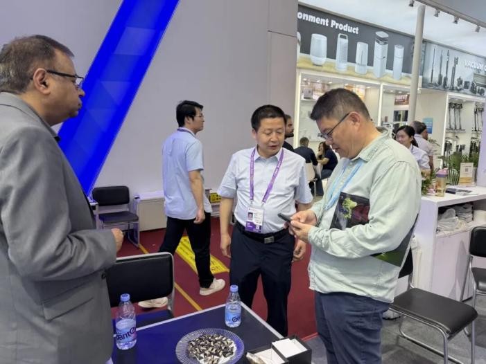 Xiaoya Haushaltsgeräte präsentiert neue Produkte auf der 139. Canton Fair und zieht die Aufmerksamkeit globaler Einkäufer auf sich