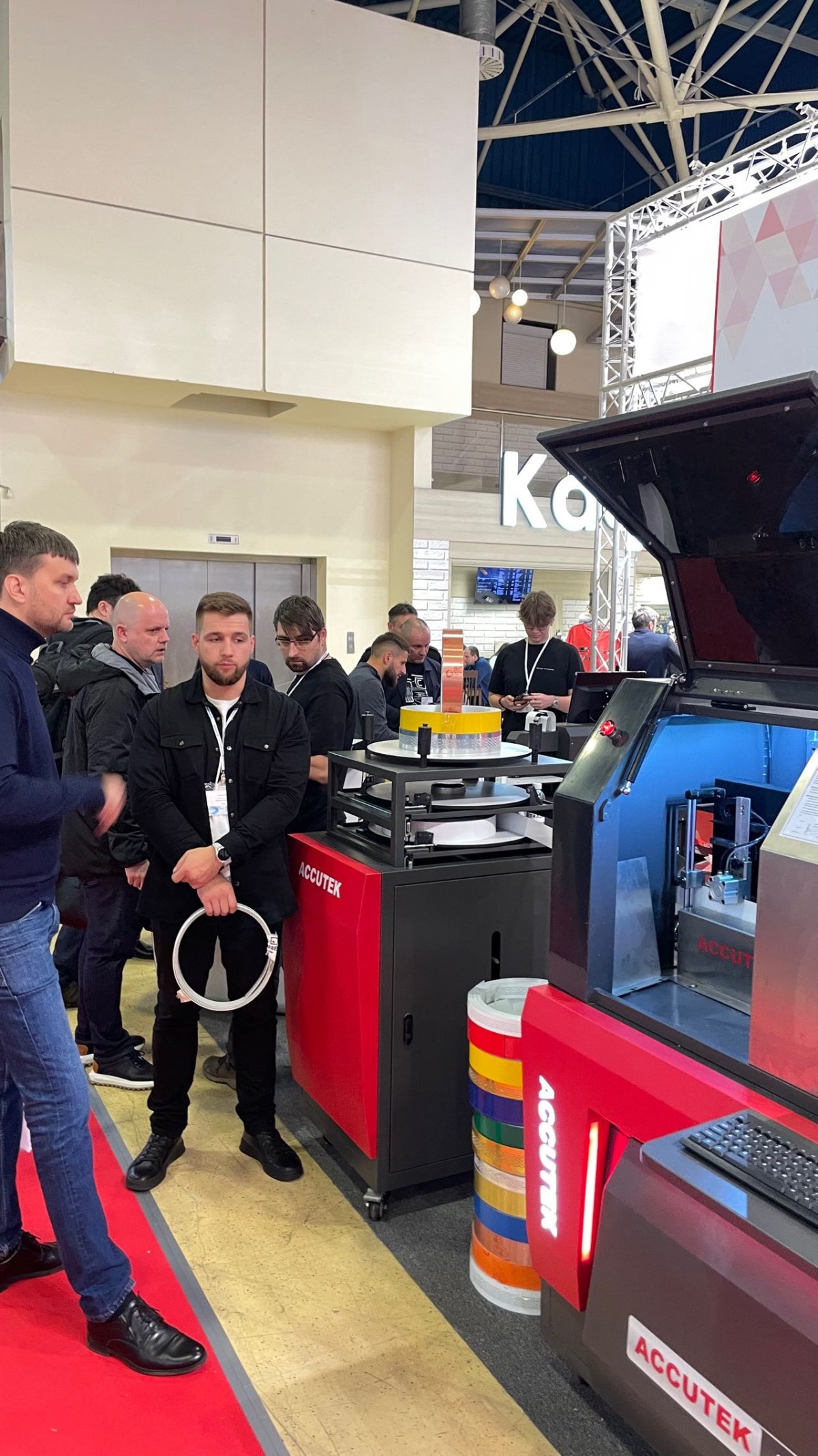 APPPEXPO 2026: Apresentação de Soluções Inteligentes de Dobragem de Letras CNC