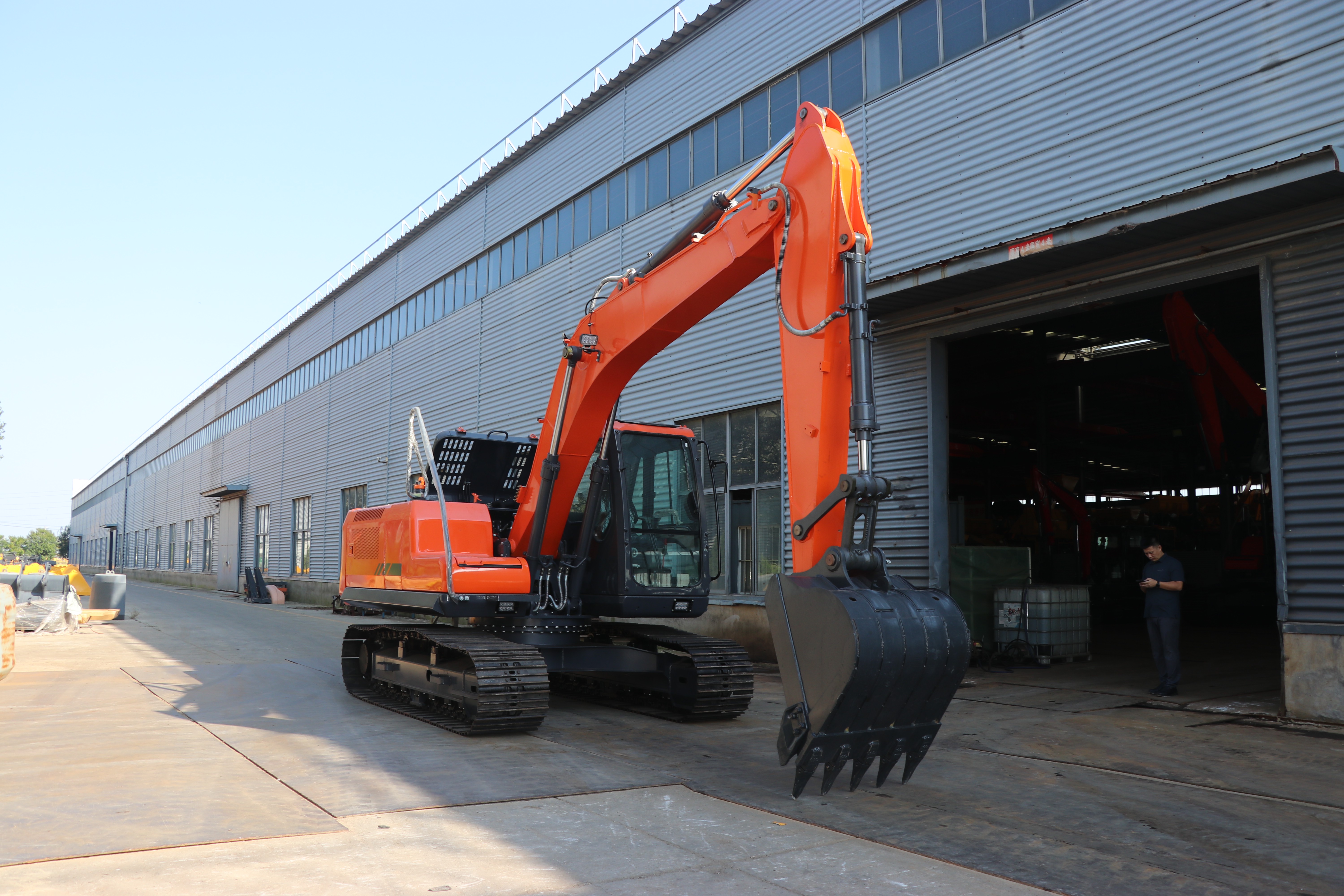 Escavadeira de Esteiras SDSG DC160