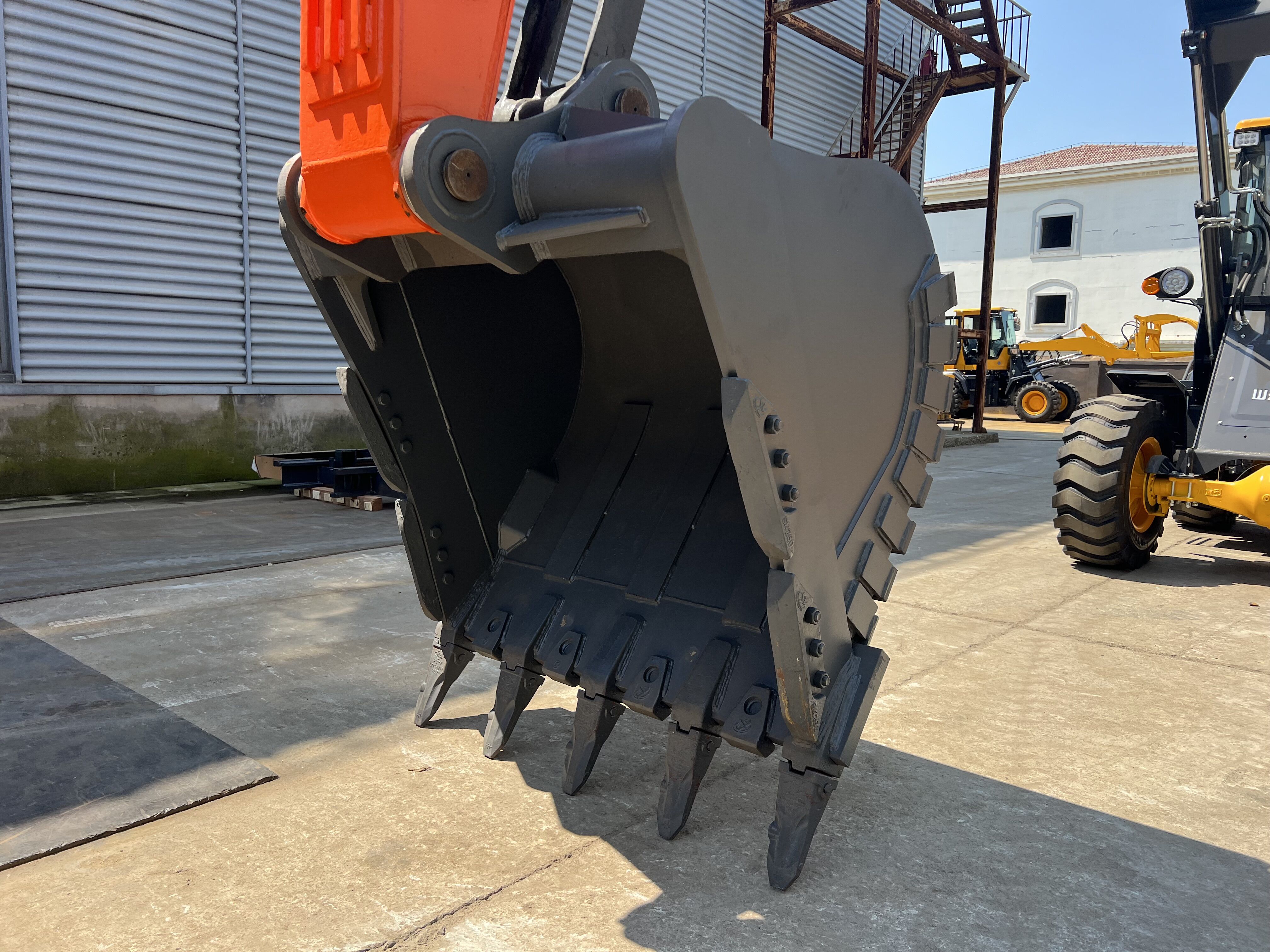 Escavadeira de Esteiras SDSG DC350