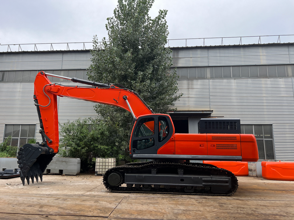Escavadeira de Esteiras SDSG DC420