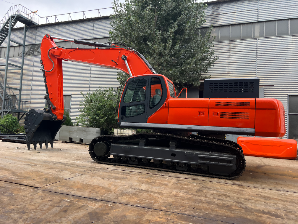 Escavadeira de Esteiras SDSG DC420
