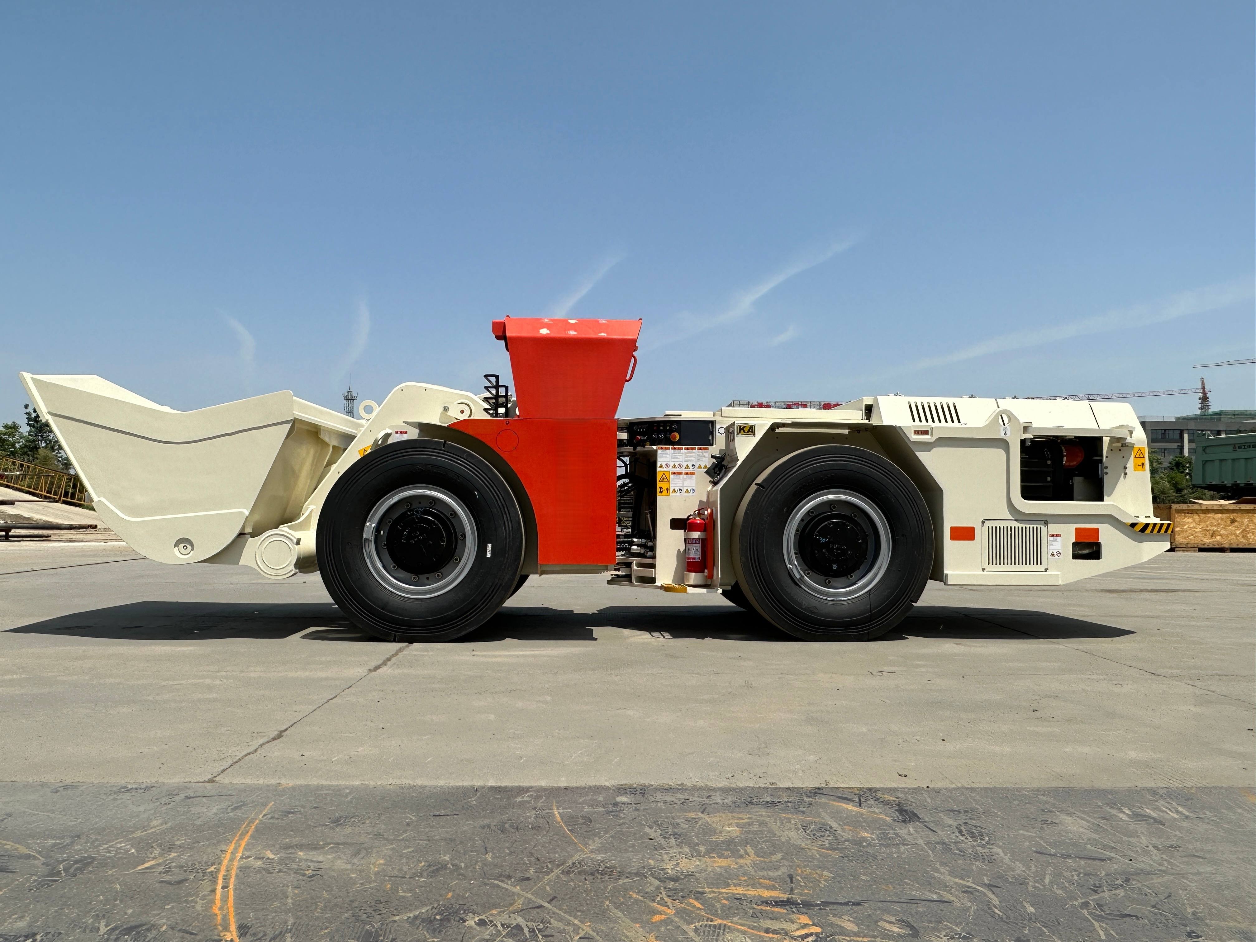 Carregadeira LHD UL50