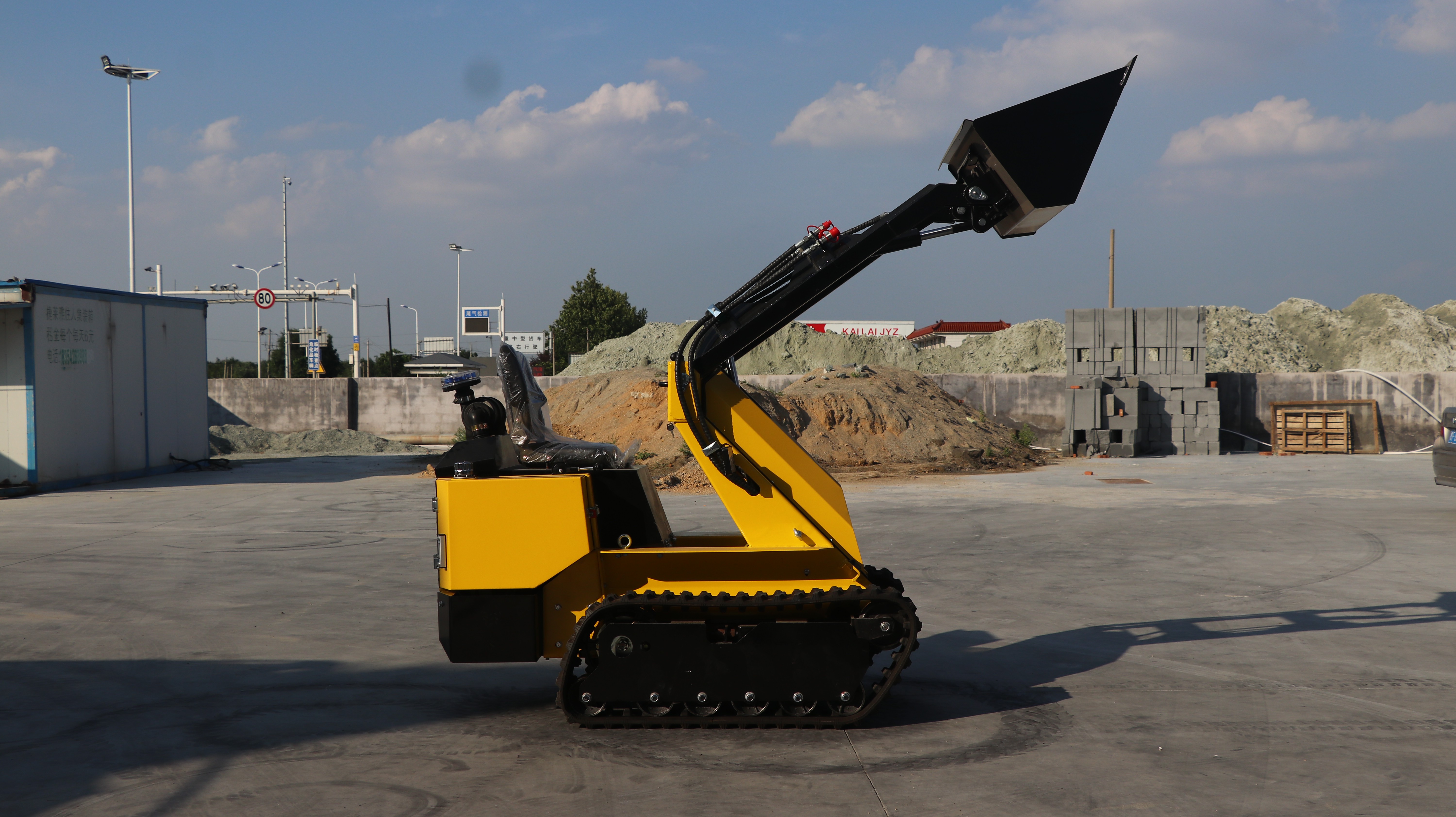 Minicarregadeira de Esteiras SG-S500