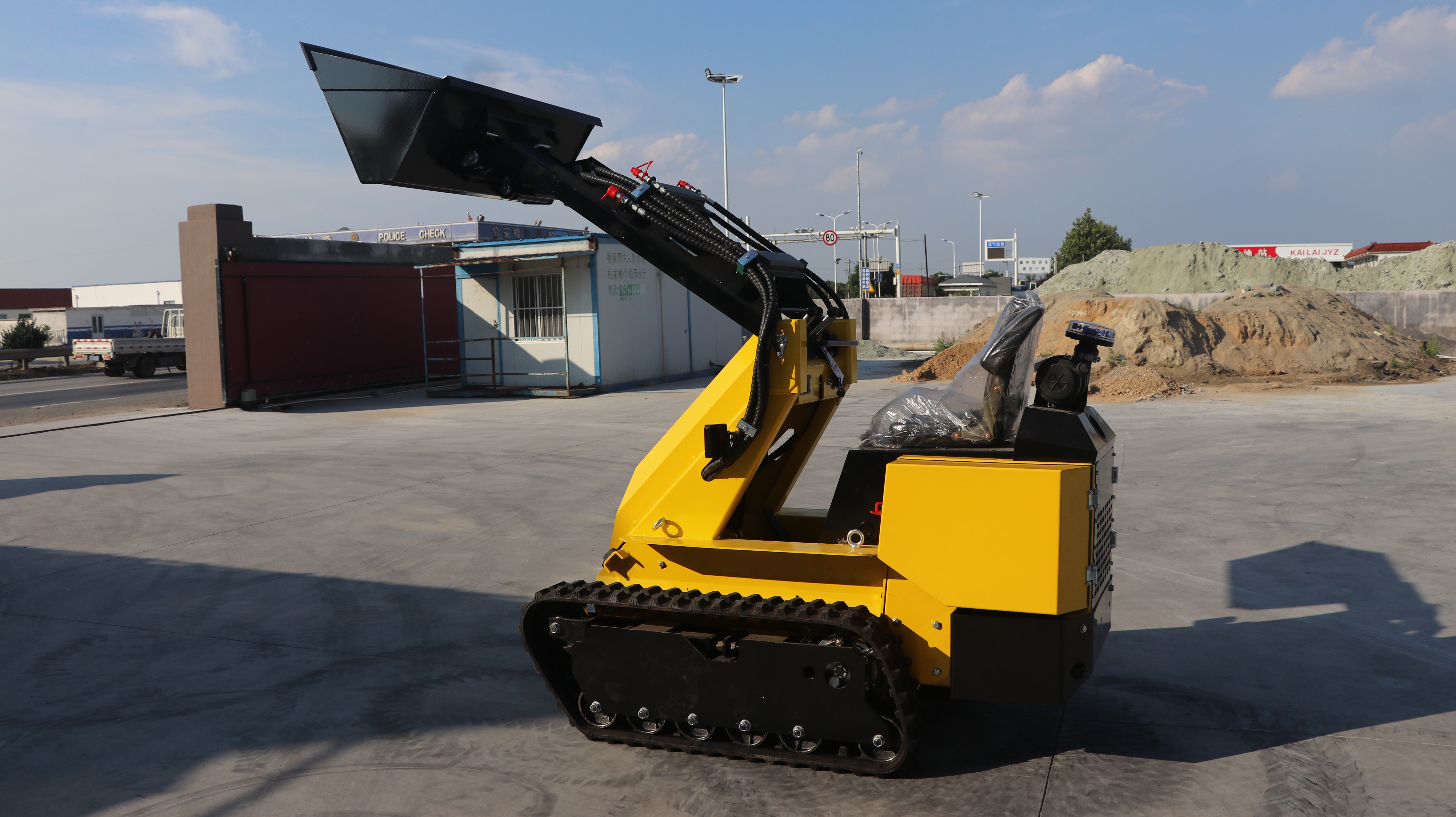 Minicarregadeira de Esteiras SG-S500