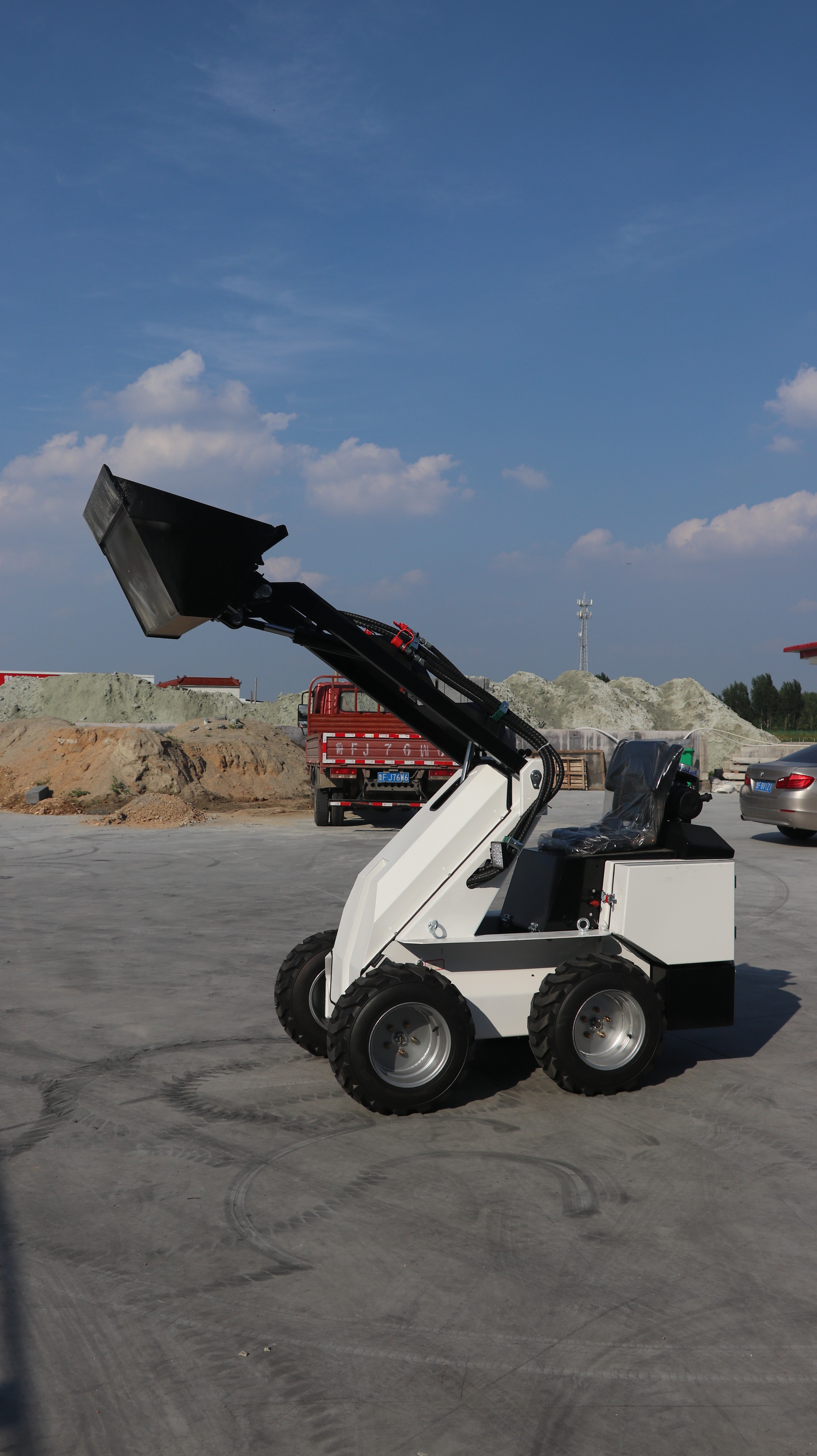 Especificações da minicarregadeira de rodas SG-S500