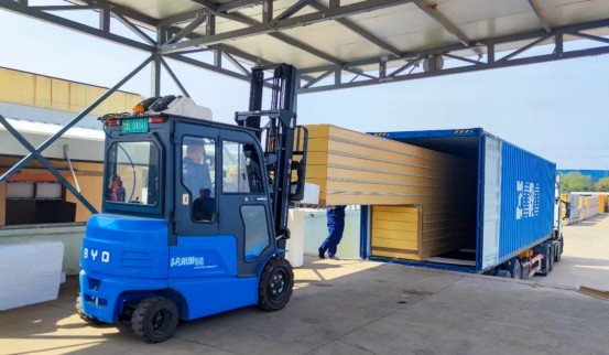 240611日照港 新闻稿280.png 240611日照港 新闻稿280.png