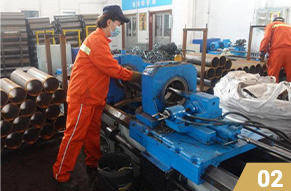 Double end hole boring for roller tube