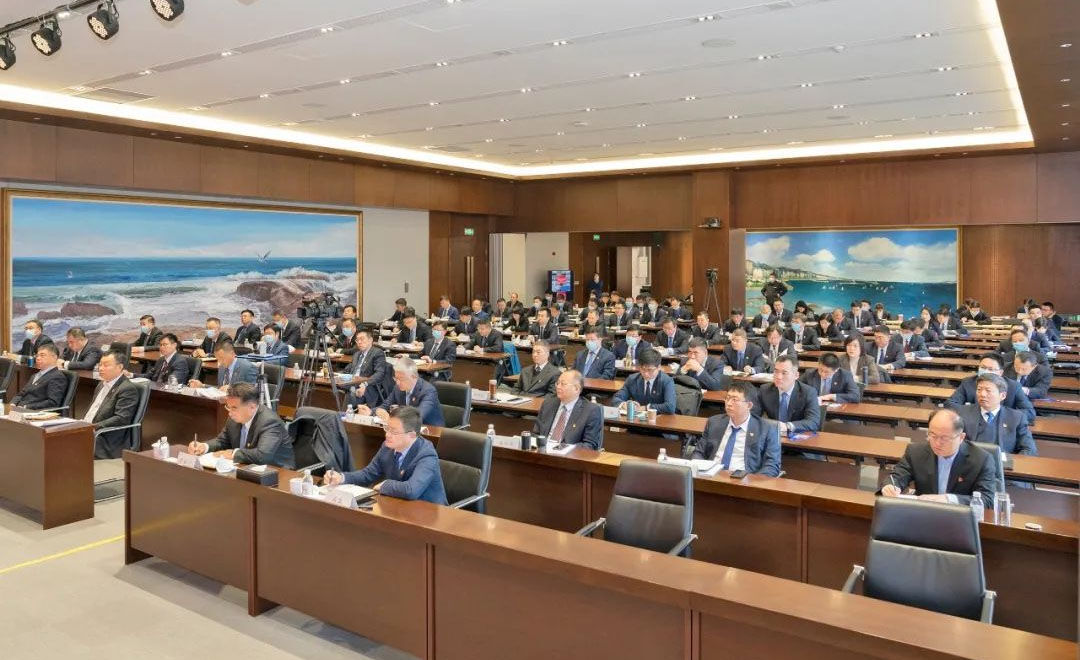 Shandong Port holds a lecture on the spirit of the Sixth Plenary Session of the 19th CPC Central Committee