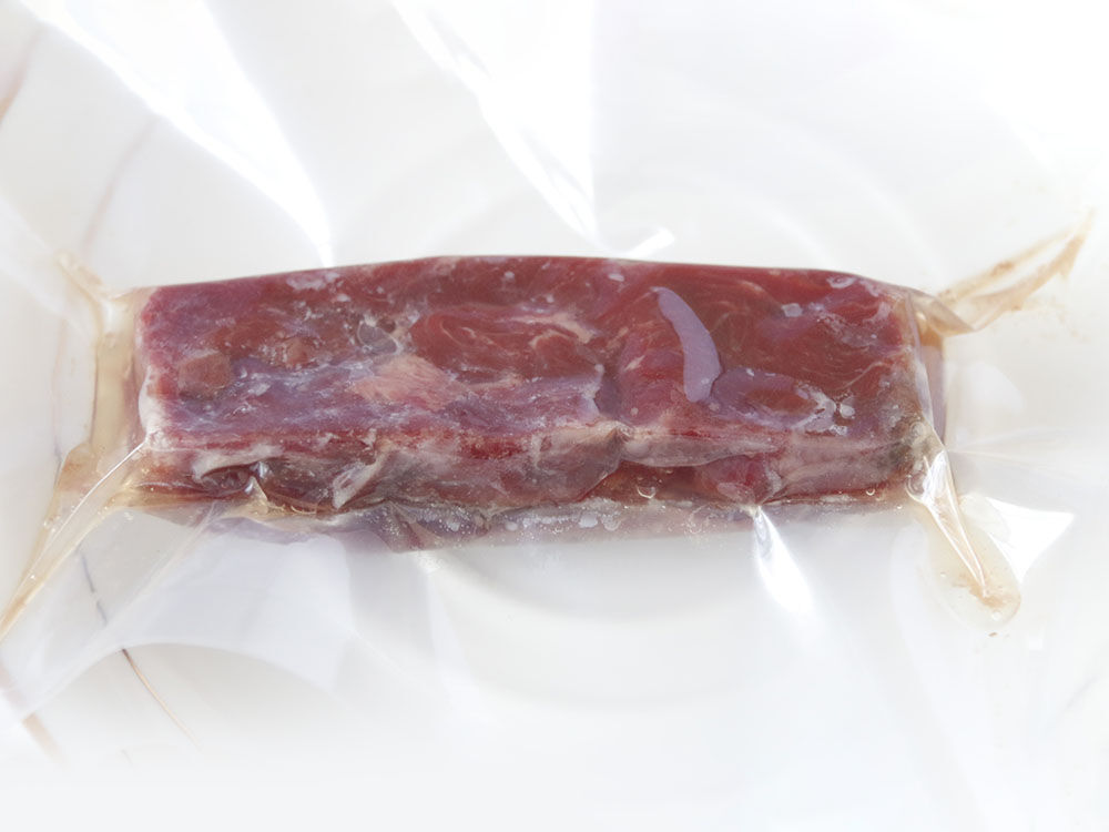 DC010-Filet stick camel, vacuum packing