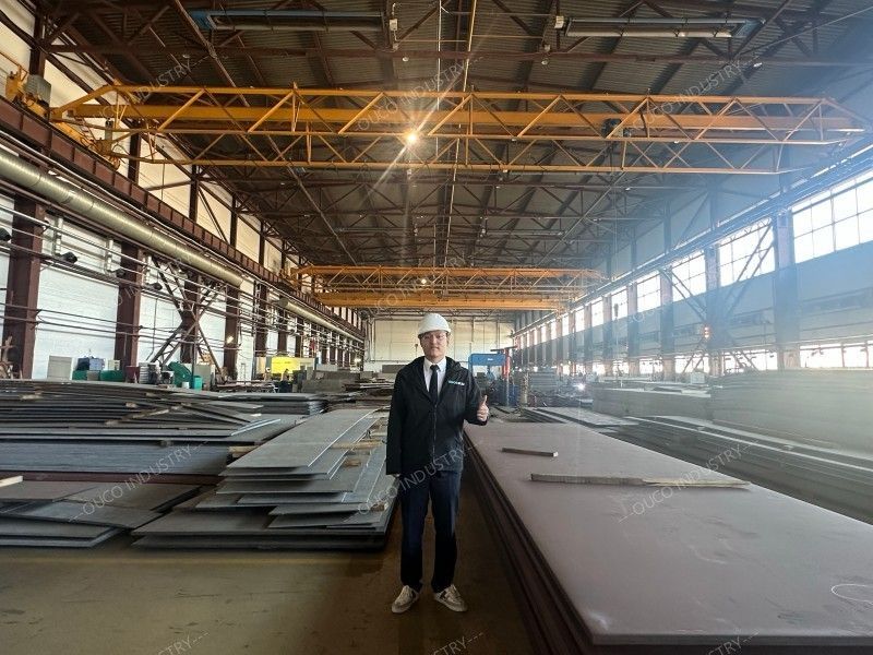 Visit the customer's shipyard (3)