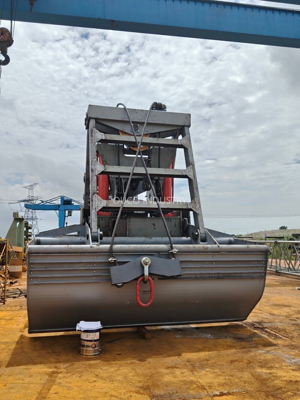 15-cubic-meter Remote-Control Grab (1)