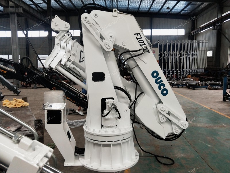 Our 0.6t8m Knuckle and Telescope Boom Crane