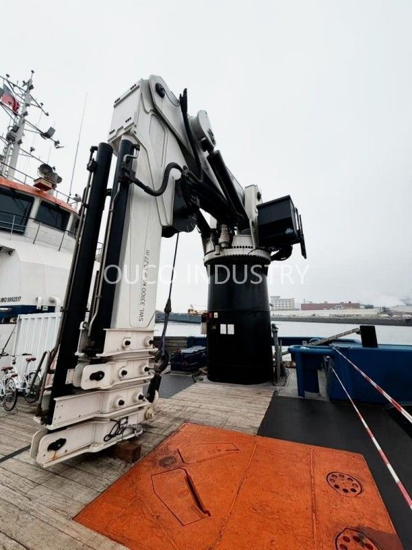 33T10M High-Performance Knuckle Boom Crane – Delivered & Installed (2)