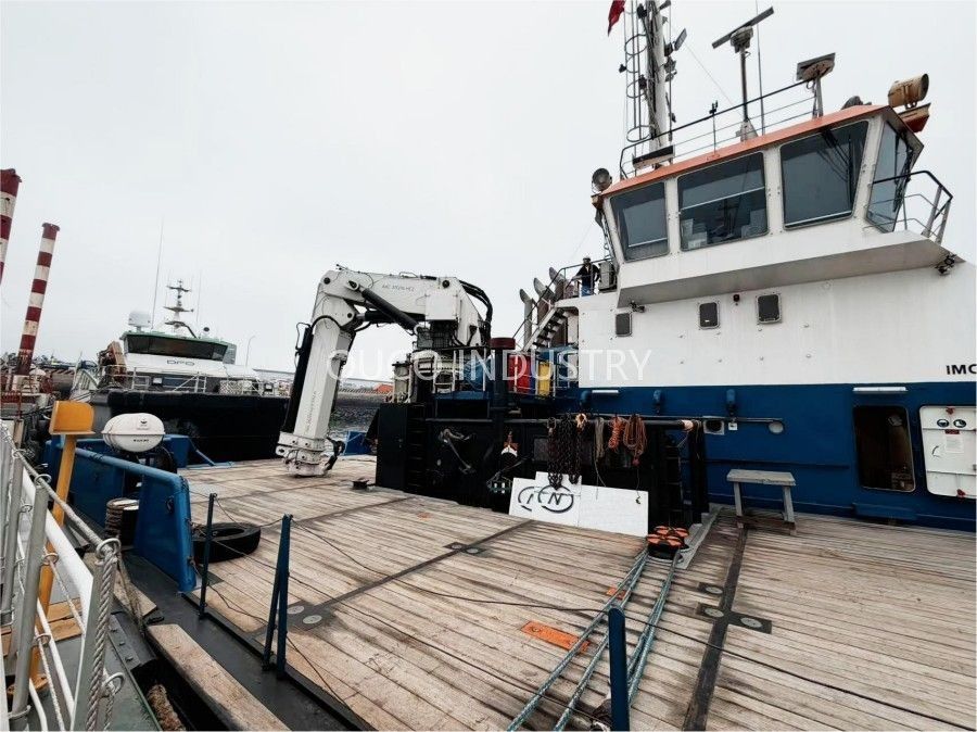 33T10M High-Performance Knuckle Boom Crane – Delivered & Installed (4)