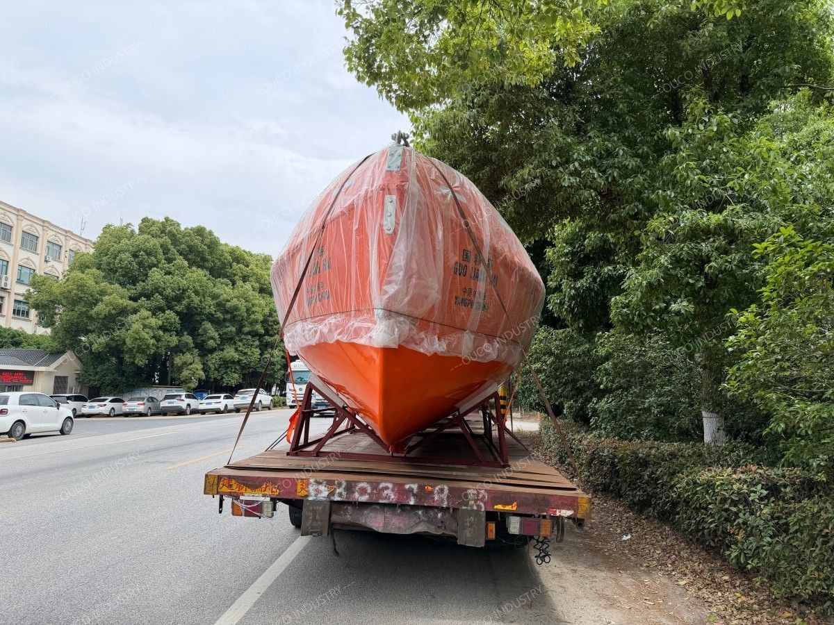 OUCO has shipped one lifeboat and one rescue boat (4)
