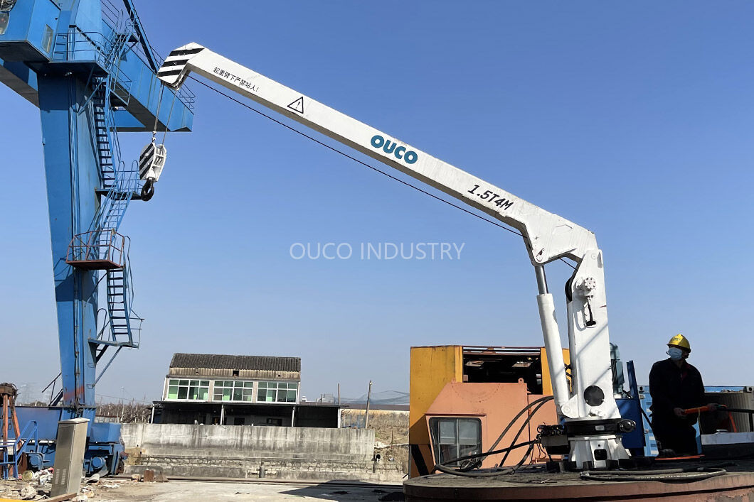 marine crane 4m1060.jpg marine crane 4m1060.jpg